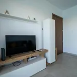 Peaceful Seafront 3br With Balcony By 360 Estates * Birżebbuġa