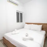 Peaceful Seafront 3br With Balcony By 360 Estates