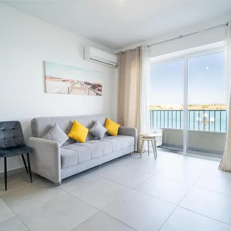 Διαμέρισμα Peaceful Seafront 3br With Balcony By 360 Estates Birżebbuġa