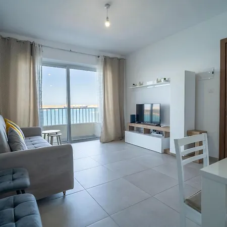 Peaceful Seafront 3br With Balcony By 360 Estates * Birżebbuġa