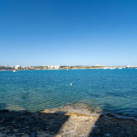 Peaceful Seafront 3br With Balcony By 360 Estates Apartamento