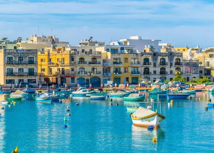 شقة Peaceful Seafront 3br With Balcony By 360 Estates *